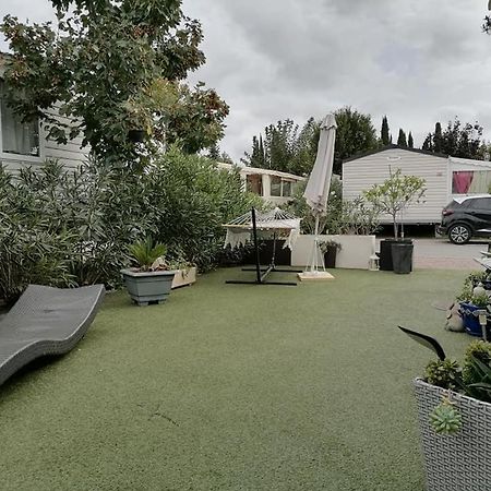 Camping Le Montourey Azur 78 Hotell Fréjus Eksteriør bilde