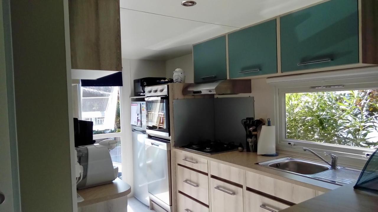 Camping Le Montourey Azur 78 Hotell Fréjus Eksteriør bilde