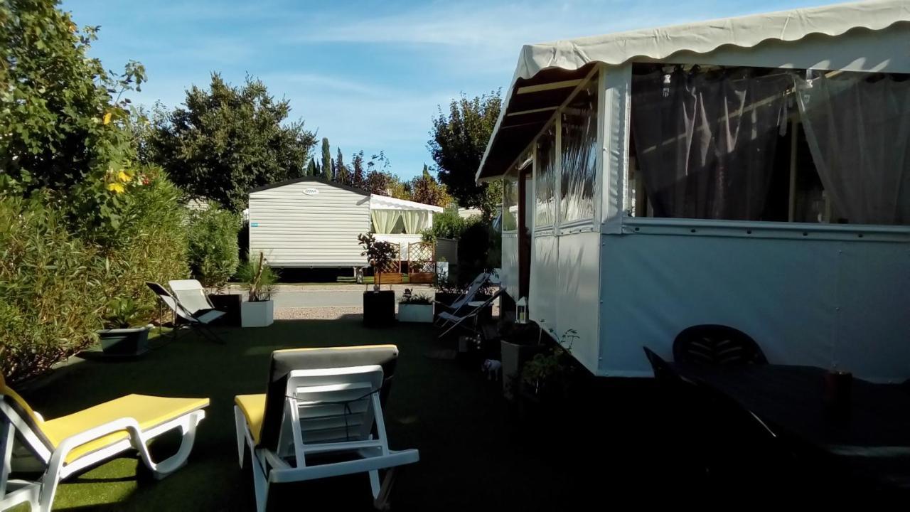 Camping Le Montourey Azur 78 Hotell Fréjus Eksteriør bilde